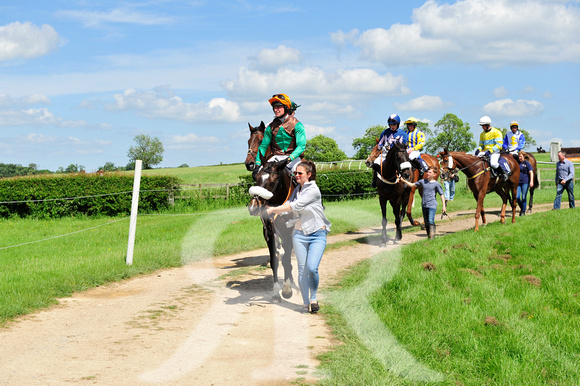 Meynell & South Staffs Point to Point at Garthorpe Presentations 345