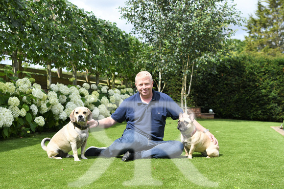 Stephan & dogs 030