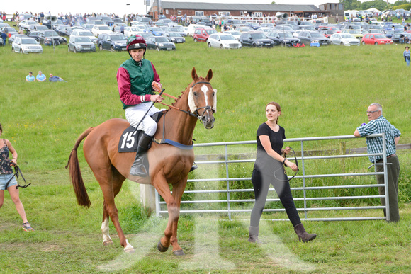 The woodland Pytchley Point to Point 2018 363