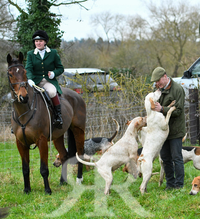 Cambridgeshire Drag Hounds at Marston Trussell 2024 065